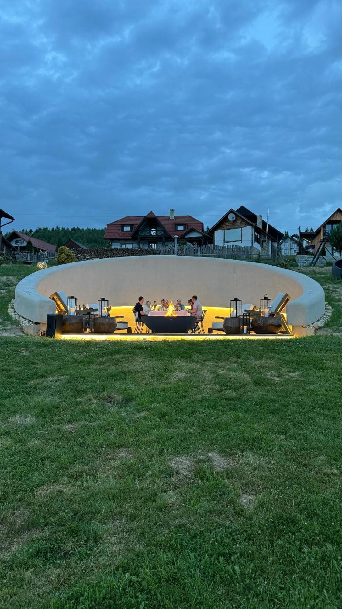 Stara Pravda Hotel - Vykrutasy Bukovel Kültér fotó